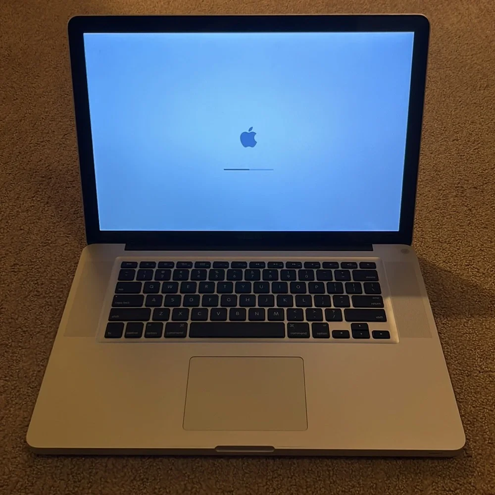 16inch Macbook Pro laptop with charger